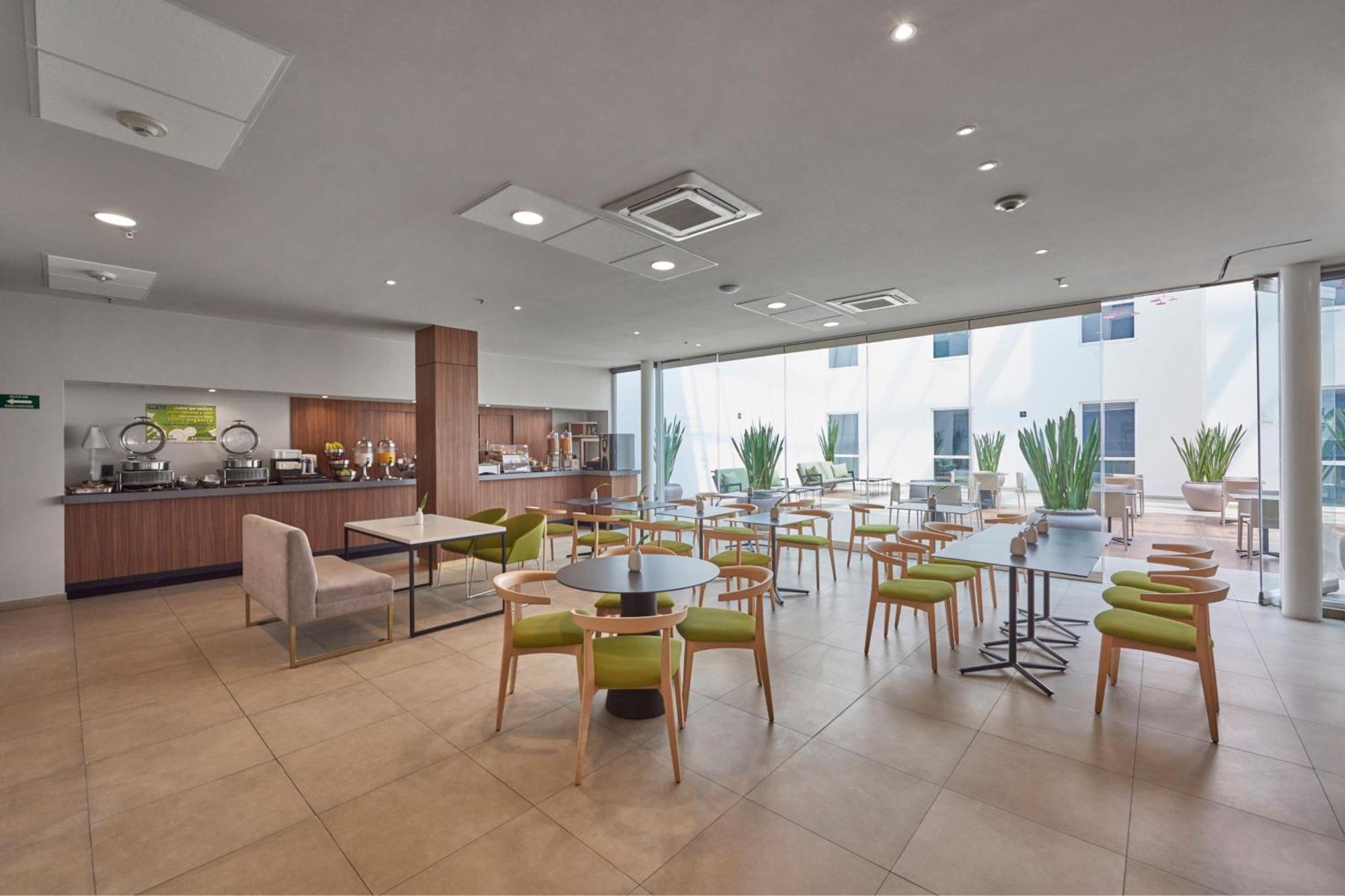Express By Marriott Ciudad De Insurgentes Sur Hotel Mexico City