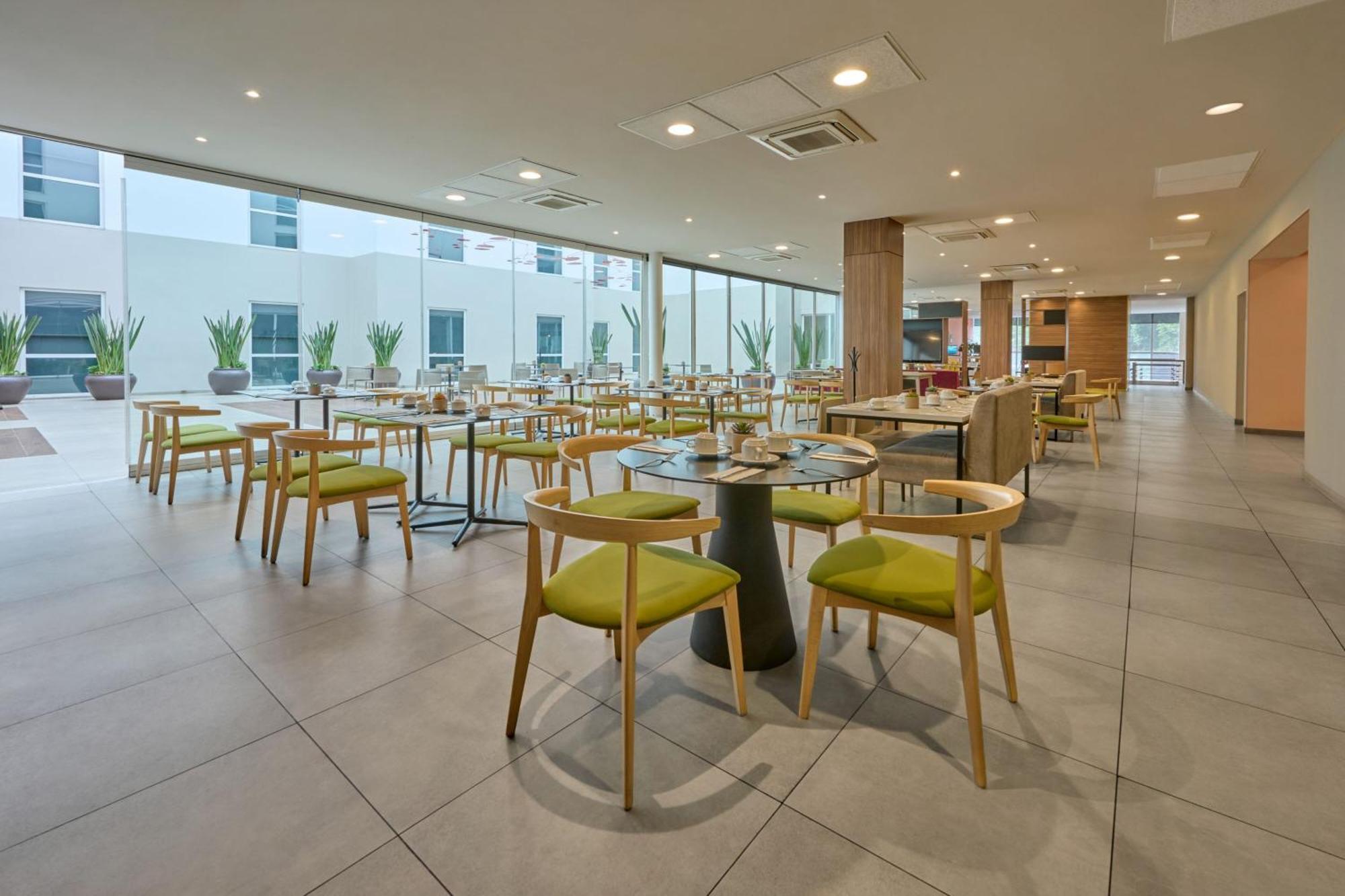 Express By Marriott Ciudad De Insurgentes Sur Mexico City